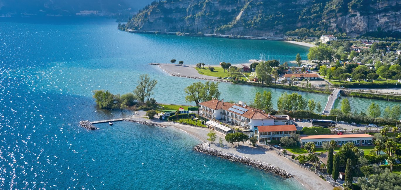Blick auf Torbole © DannyIacob - stock.adobe.com
