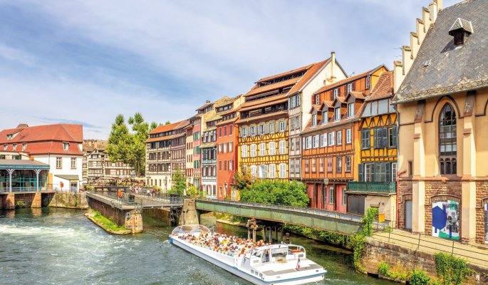 Bootsfahrt in Strasburg © Sina Ettmer - stock.adobe.com