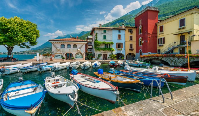 Bootshafen Malcesine © e55evu - stock.adobe.com
