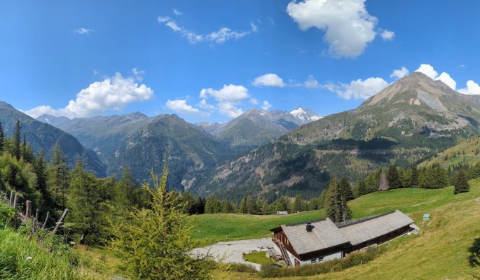 Bergpanorama © GUTREISTMANN